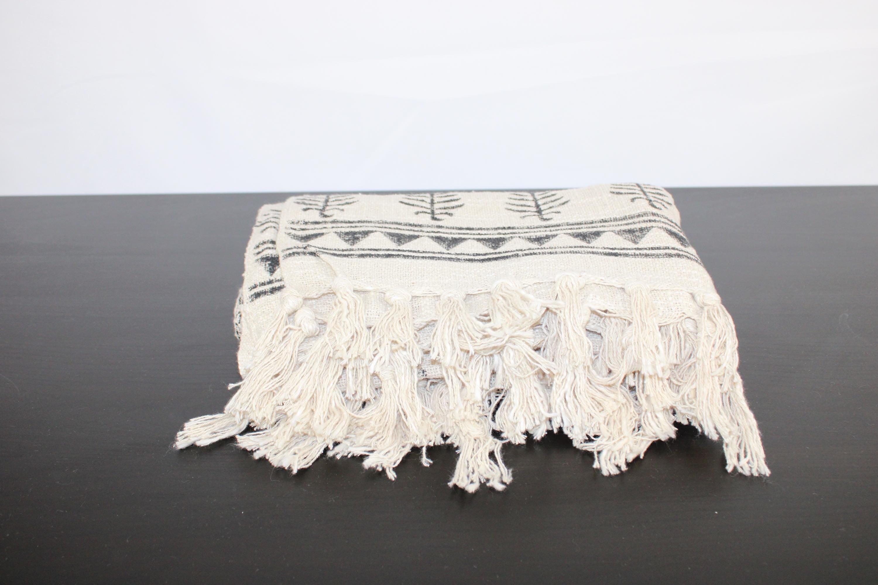 Hand-Loomed Cotton Throw Blanket: Tribal Leaf Print, Boho Décor