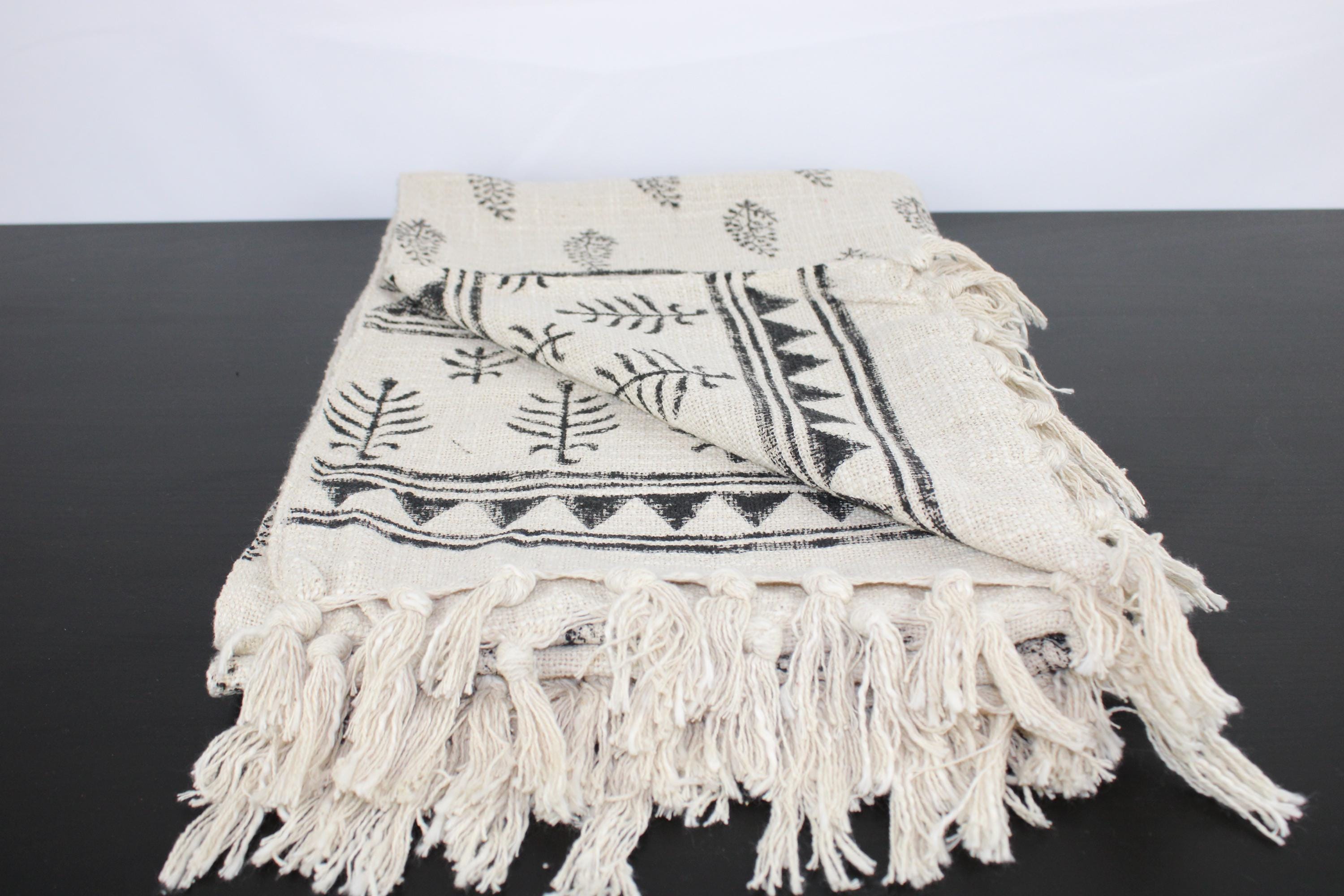 Hand-Loomed Cotton Throw Blanket: Tribal Leaf Print, Boho Décor